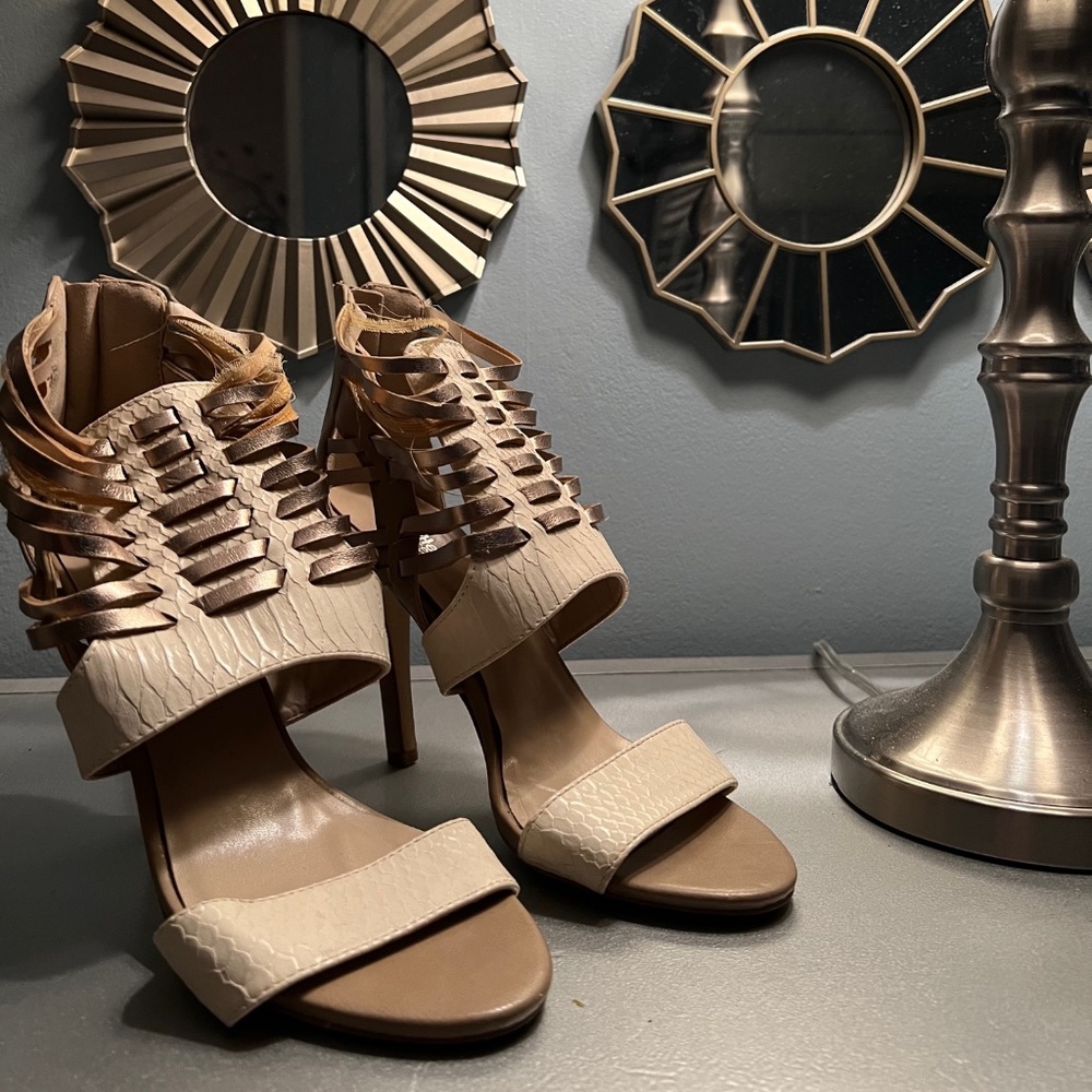 Size 8 Charlotte Russe Gladiator Sandal Heel
